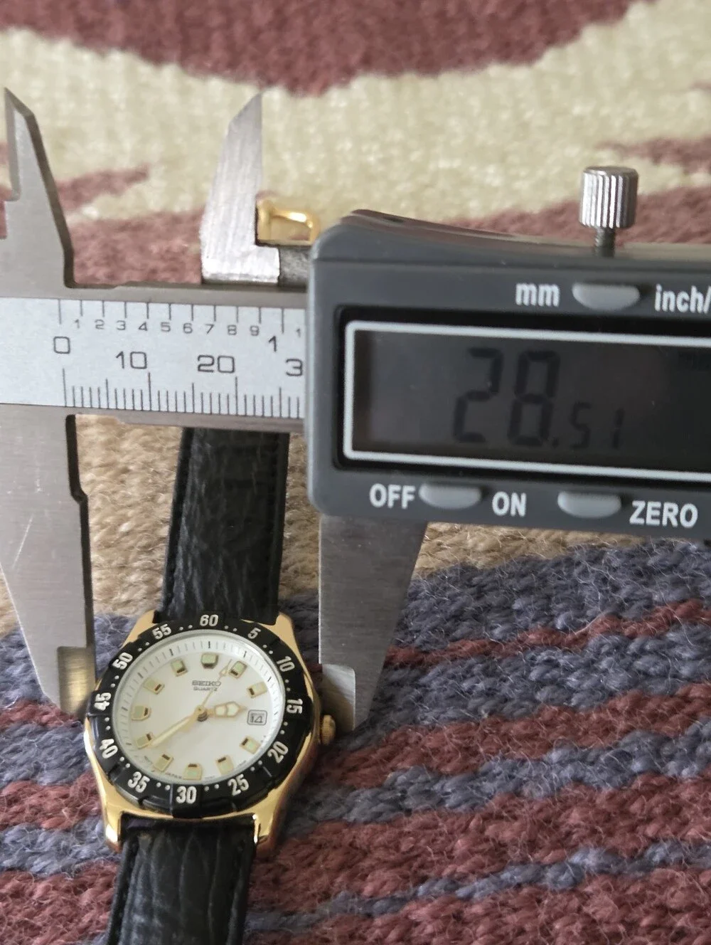 Vintage Date Diver Sports Seiko 28mm Women’s Watch 7N82-0238 New Battery